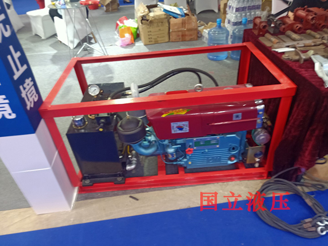 柴油(you)機應急液壓系統(tong)